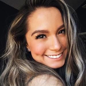 Meet your Posher, Alexandra